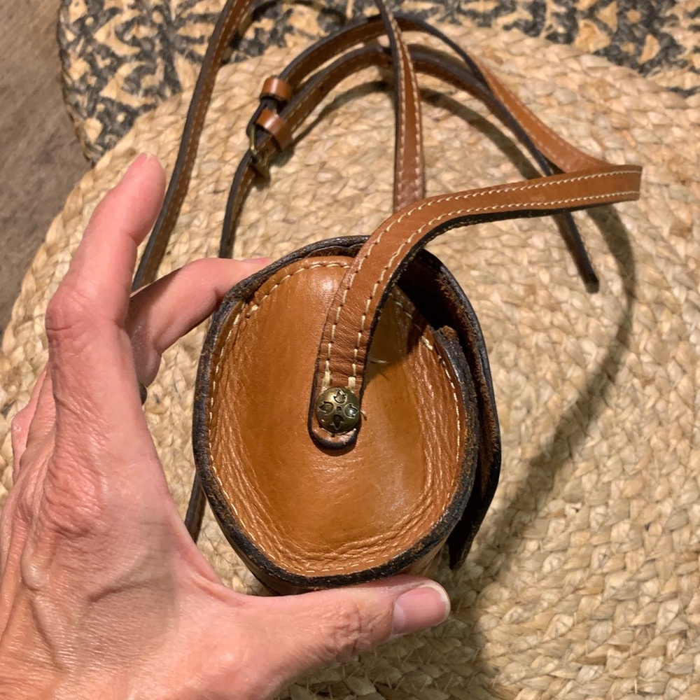 Beautiful Patricia Nash Tooled Brown Leather Crossbody Bag - Picture 3 of 10